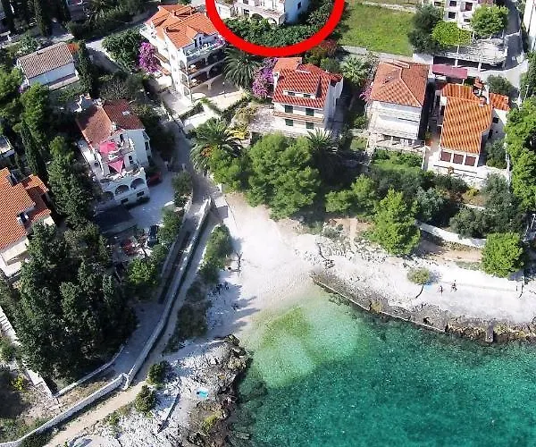 Appartement By The Sea Mavarstica, Ciovo - 1108
